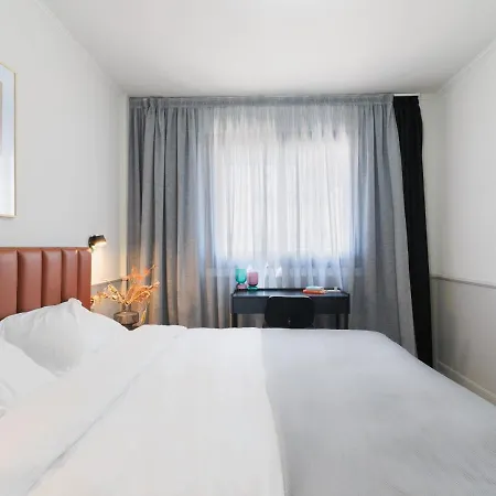 Liv The City Suites Adults Only Larnaca Exterior photo
