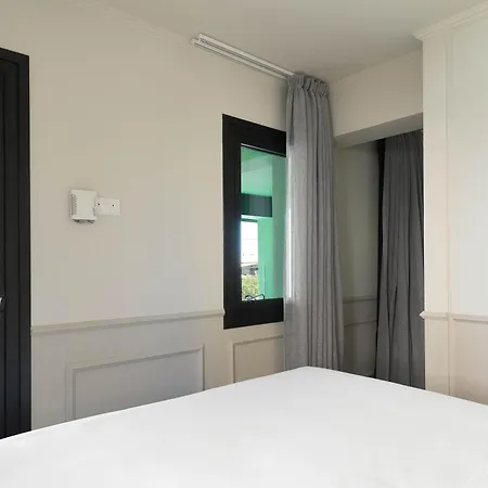 Liv The City Suites Adults Only Larnaca Exterior photo